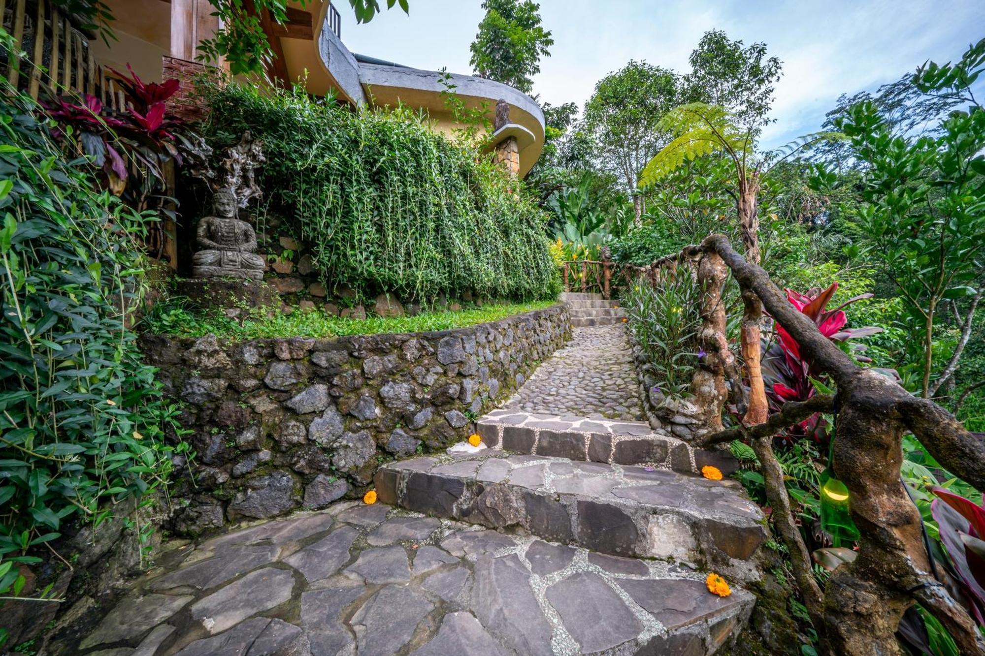Yoga Maya Villa Gianyar  Luaran gambar